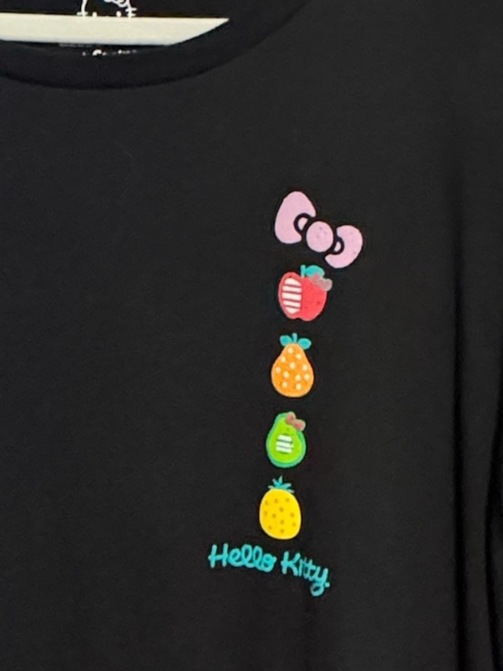 HELLO KITTY Farm Fresh Graphic Tee XXL 23.5” p2p Black - Picture 3 of 9